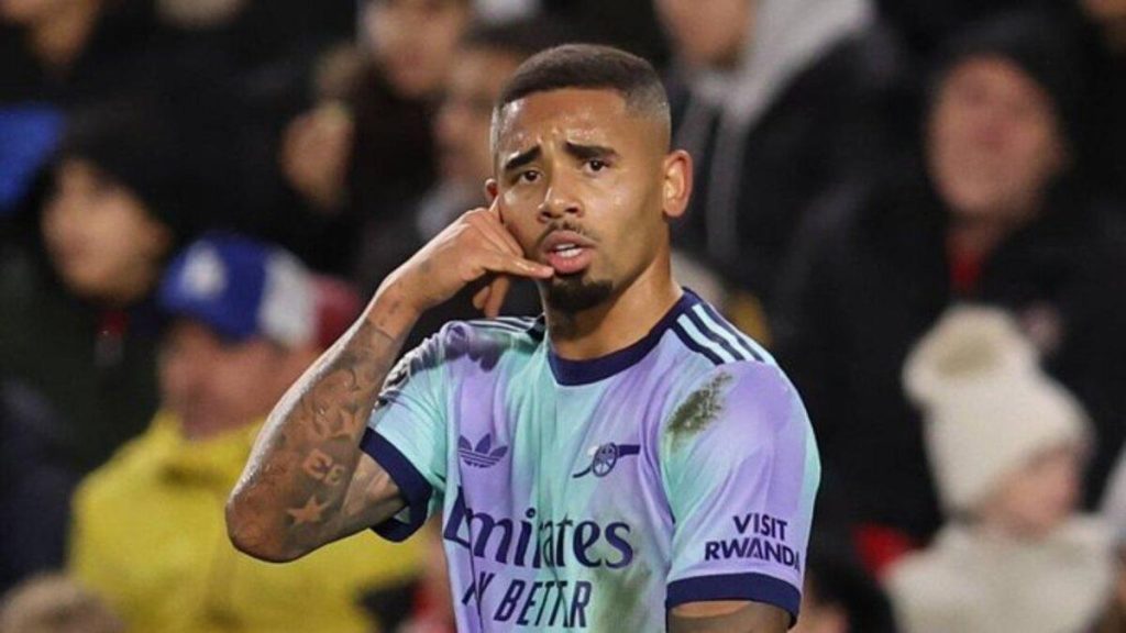 Jesus bắt đầu sự nghiệp của mình tại Palmeiras.