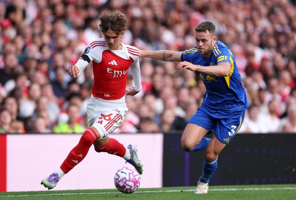 Max Dowman đang là tâm điểm tại học viện Hale End nhờ phong độ ấn tượng và phong cách thi đấu chững chạc